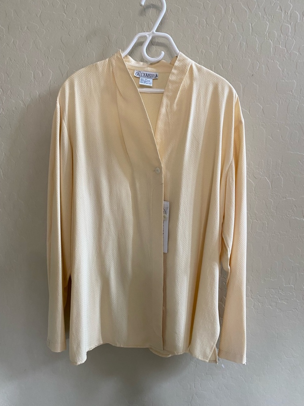 Alexandria Pale Yellow Long Sleeve Button Blouse 100% silk hand washable